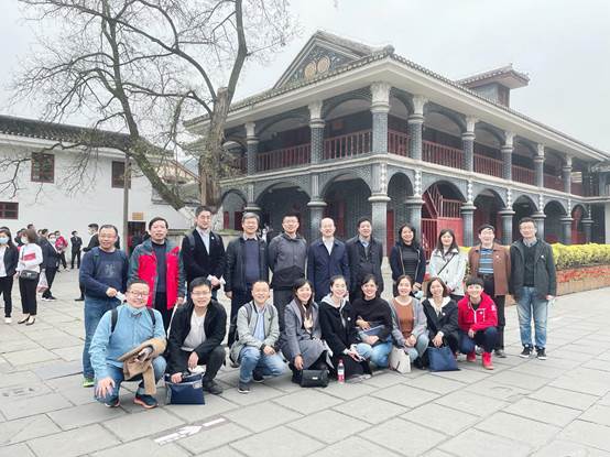 说明: 5c48bf4fb99e784073397809330eb69